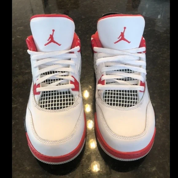 Jordan 4 Retro Fire Red - Youth Size 3 - Picture 3 of 9